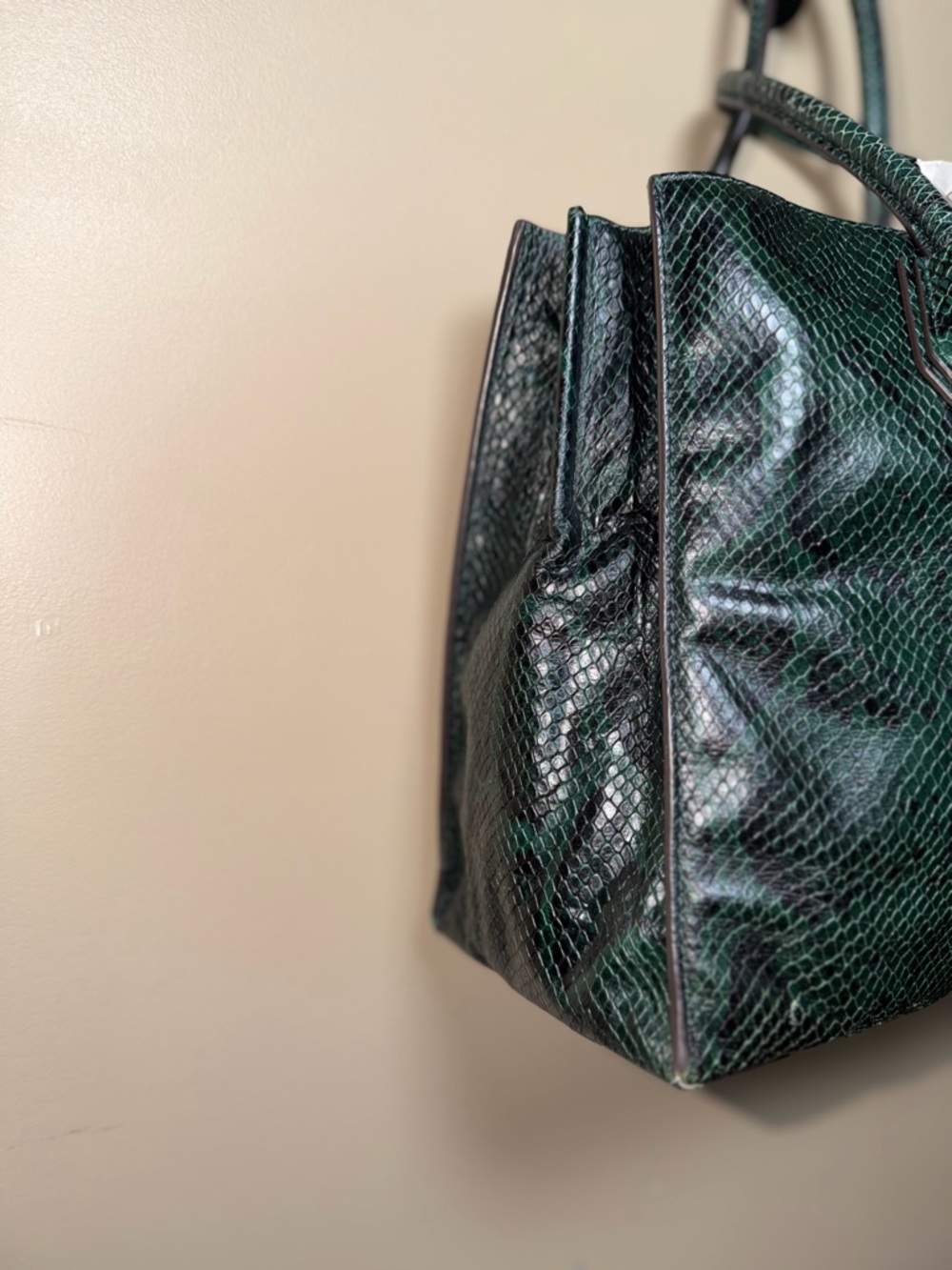 EUC Michael Kors Green Snake-Embossed Leather Tote with Green Scarf Accent - Picture 3 of 16